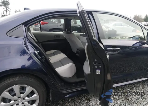 2025 Toyota Corolla Le z USA, uszkodzony, nr VIN JTDB4MEE1S3030151